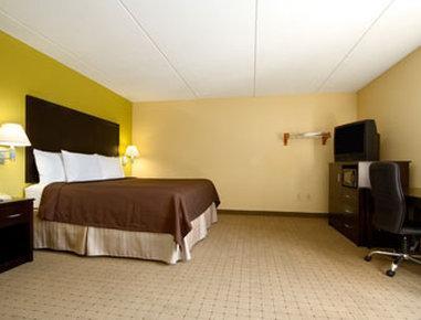 Days Inn & Suites By Wyndham Desoto Bagian luar foto